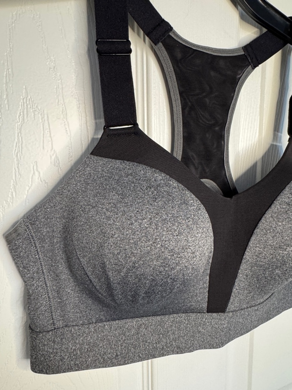 NWT Layer 8 Gray & Black High-Impact Racerback Sports Bra - Picture 3 of 7